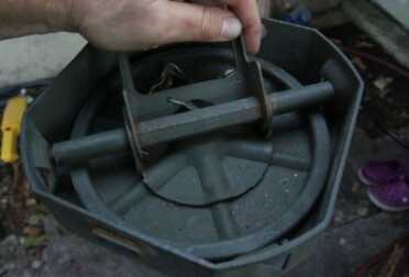 The cylinder has a very sure locking mechanism. 