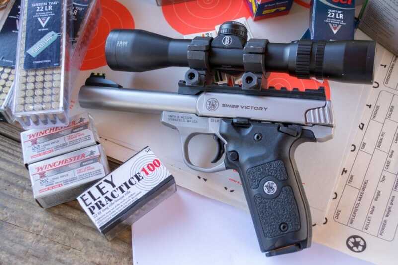 We Shoot the New Smith & Wesson Victory .22 LR Pistol For accuracy testing I mounted a Bushnell Elite 3500 handgun scope.