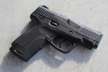 The right side. Ambidextrous controls. 