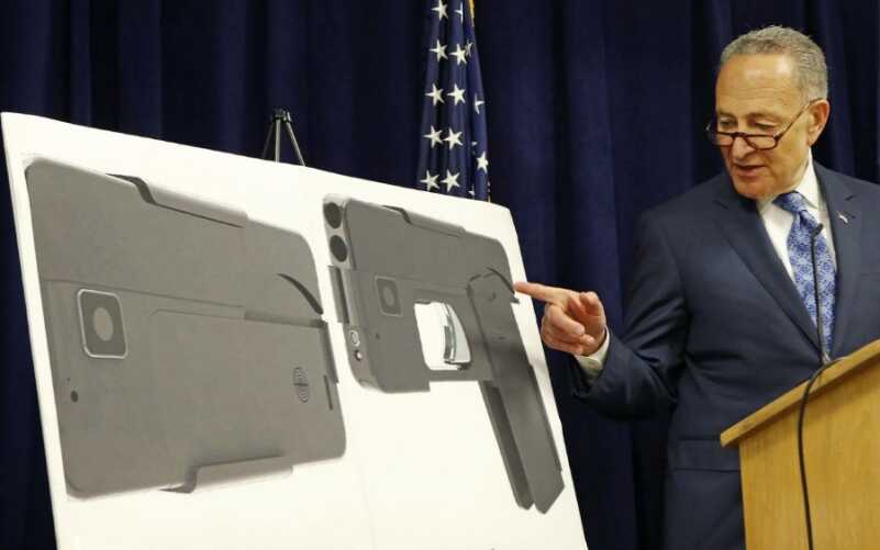 chuck schumer iphone gun
