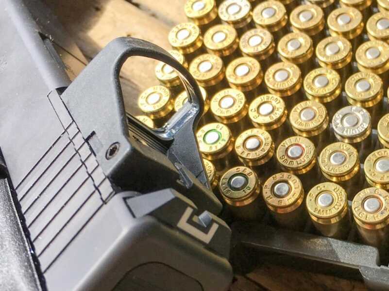 The ultra-light weight and great visibility make the Shield Mini Sight a good option for handguns like this Glock MOS.