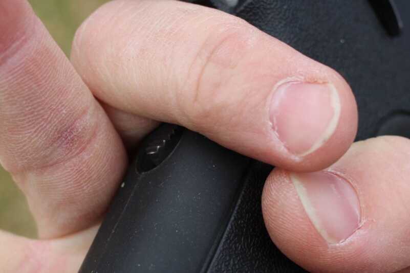 The Used Market--The Smith and Wesson 22A My finger didn't hit the mag release, but I can see how it might.