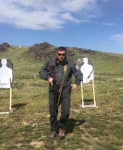 The author has found that a variable power optic can provide the best of both worlds in both close and longer range capabilities. 