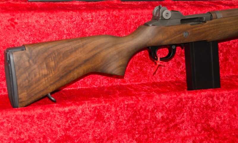 Kingston Armory Shows Rimfire M14 and M1 Garand Replicas – SHOT Show 2017
