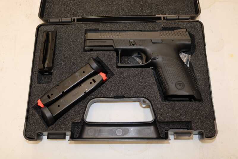 CZ Makes a Glock? The New P-10 C Polymer Striker-Fired 9mm – Full Review.