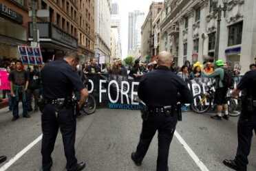 LAPD Now Requires Officers to 'De-escalate' Before Using Deadly Force