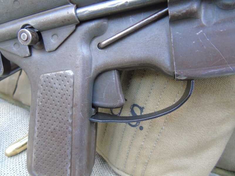 The German MP40 Versus the American M3A1 Grease Gun