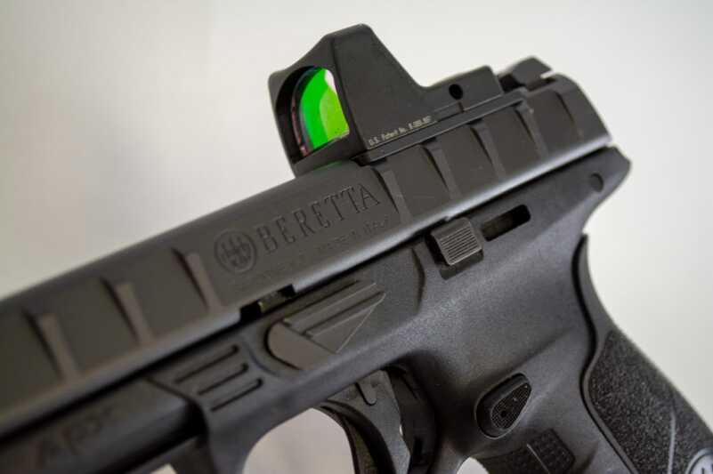 Field Test: Beretta’s APX Full Size and Compact I mounted a Trijicon RMR optic on the RDO.