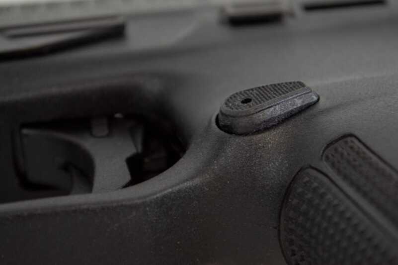 Field Test: Beretta’s APX Full Size and Compact The magazine release, like on other Beretta models, is unambiguous. It's also easily reversible.