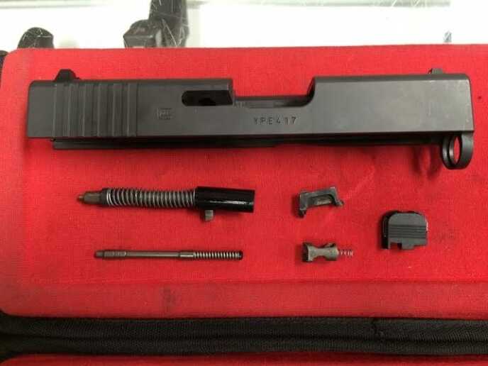 Glock 42 and 43: Single Stack Superlatives Glock 42 and 43: Single Stack Superlatives