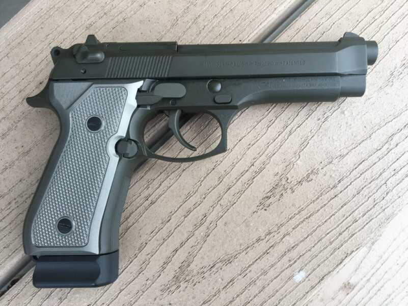 Most Important Aspects of Selecting a Handgun for Self-Defense: Fit and Function