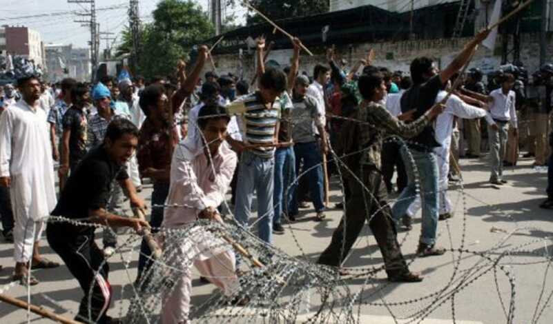 The Assassination of Benazir Bhutto: The Unsolved Murder of the Muslim World’s First Female Prime Minister