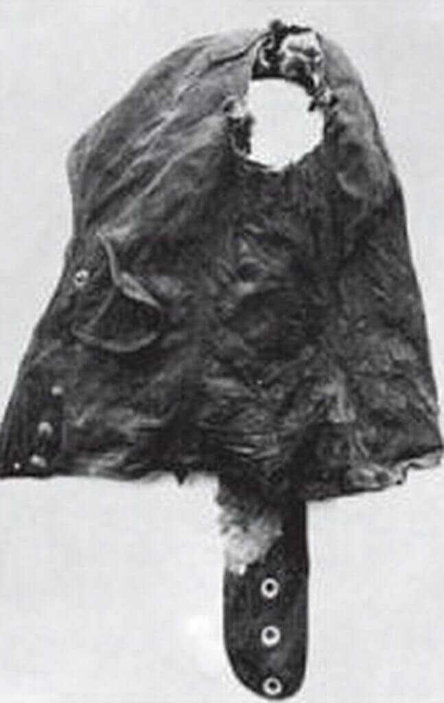 The Death of a Legend: Baron Manfred von Richthofen & the Vickers that may have killed him.