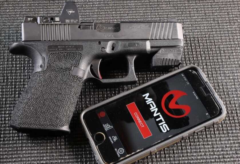 Shoot Better with the Mantis X - Dry Fire/Live Fire Analysis Shoot Better with the Mantis X - Dry Fire/Live Fire Analysis