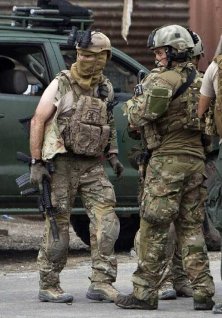 22 SAS and the Benelli M4 Shotgun 22 SAS and the Benelli M4 Shotgun