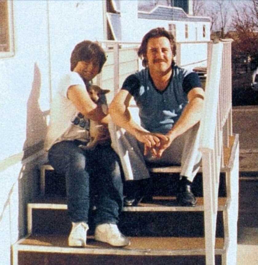 Guns of the North Hollywood Shootout: Life Imitates Art Guns of the North Hollywood Shootout: Life Imitates Art