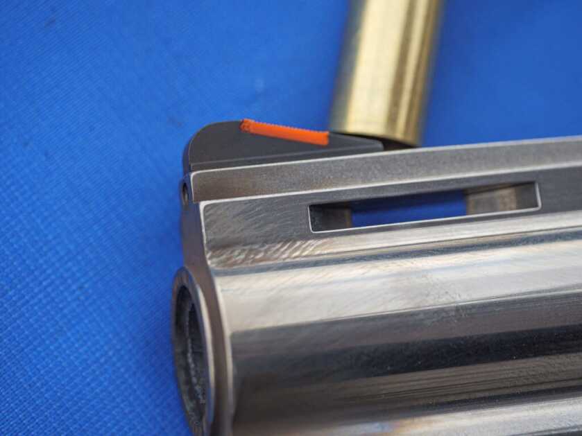 Colt Python: First Shots! - SHOT Show 2020 Colt Python: First Shots! - SHOT Show 2020