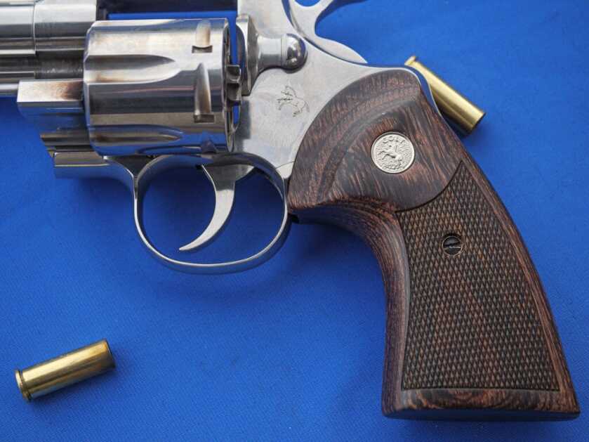 Colt Python: First Shots! - SHOT Show 2020 Colt Python: First Shots! - SHOT Show 2020