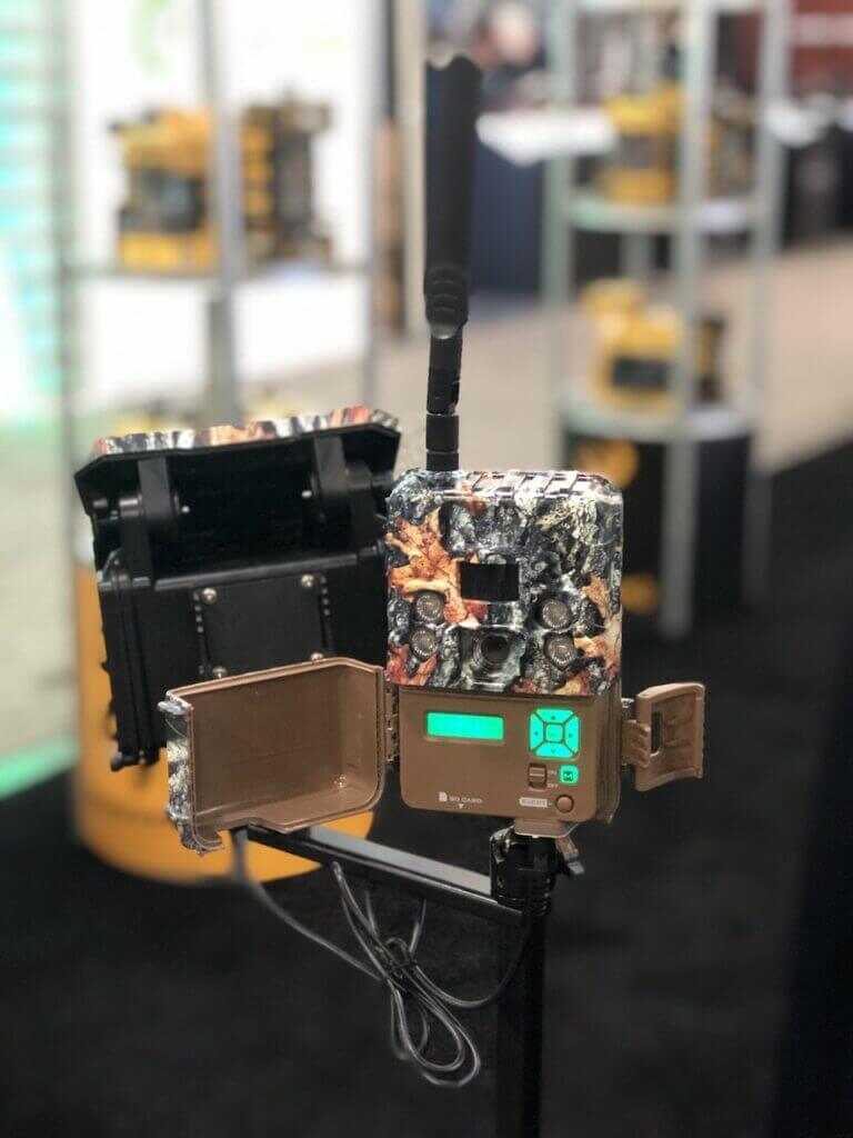 Browning Trail Cameras Defender Wireless Pro Scout - SHOT Show 2020 Browning Trail Cameras Defender Wireless Pro Scout - SHOT Show 2020