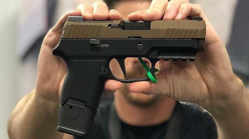 Calibrating Capacity: Amend2, Vuurwapen, Shield Arms Tweak Glocks & SIGs for CCW Calibrating Capacity: Amend2, Vuurwapen, Shield Arms Tweak Glocks & SIGs for CCW