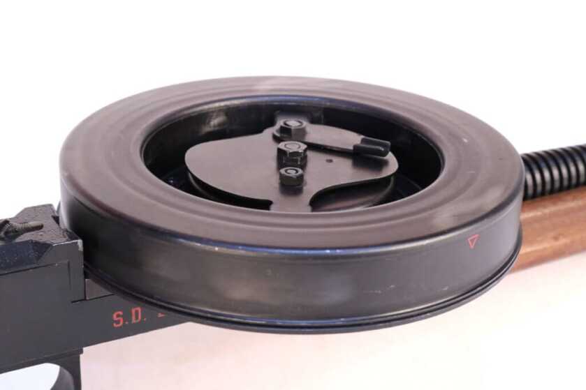 Two Criminals and The American 180 Submachine Gun: 1,200 RPM Rimfire Ripper