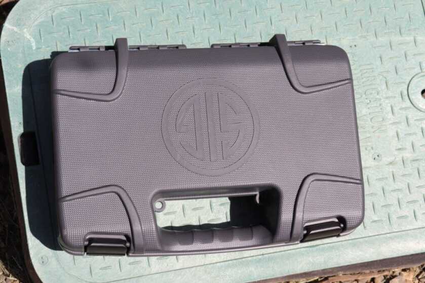 The SIG P365 vs P365XL The SIG P365 vs P365XL