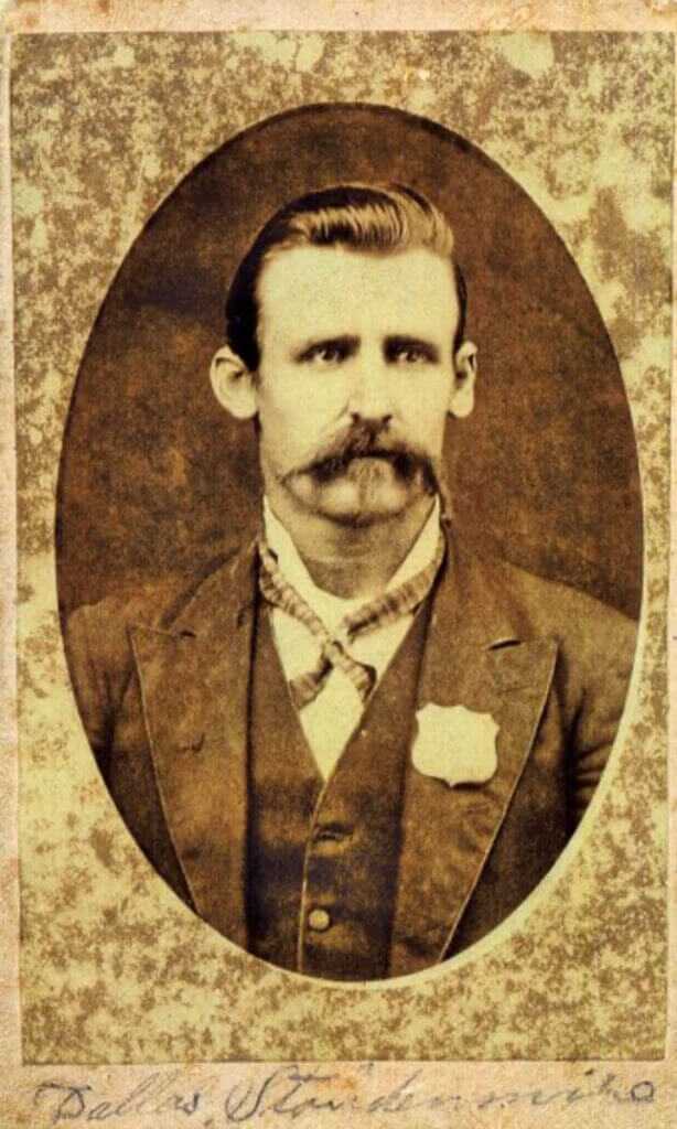 Four Dead Men in Five Seconds Four Dead Men in Five Seconds