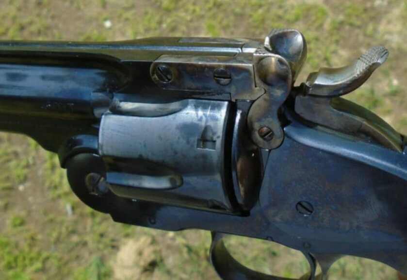 Four Dead Men in Five Seconds Four Dead Men in Five Seconds