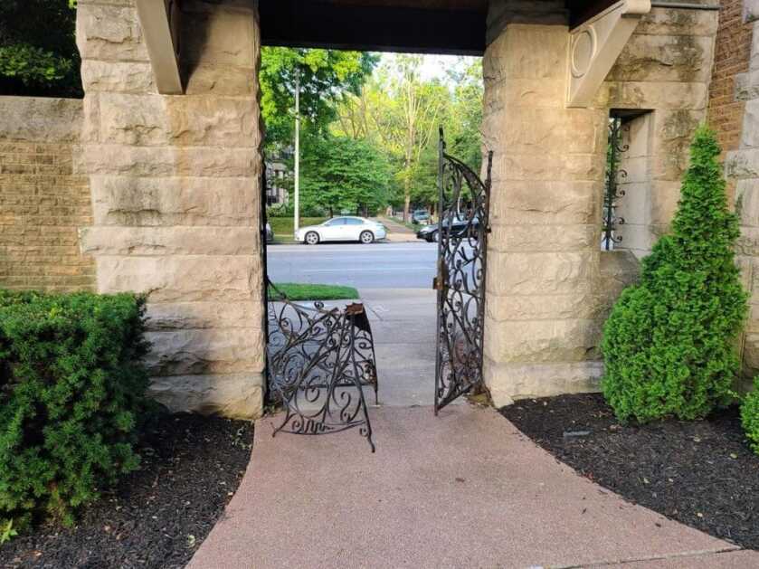 Armed Homeowners Brandish Firearms as BLM Protesters Break into Gated Neighborhood Armed Homeowners Brandish Firearms as BLM Protesters Break into Gated Neighborhood