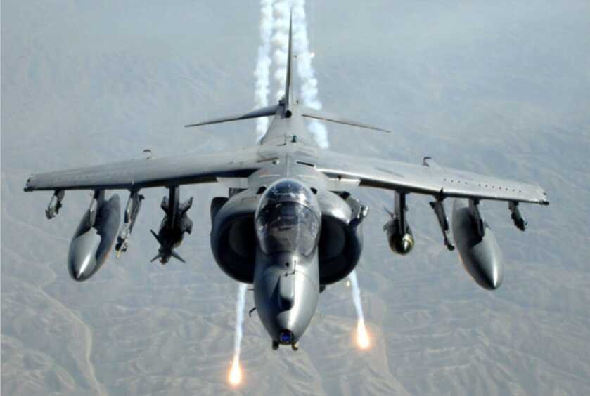 Who Dares Wins: 22 SAS and the Pebble Island Raid Who Dares Wins: 22 SAS and the Pebble Island Raid