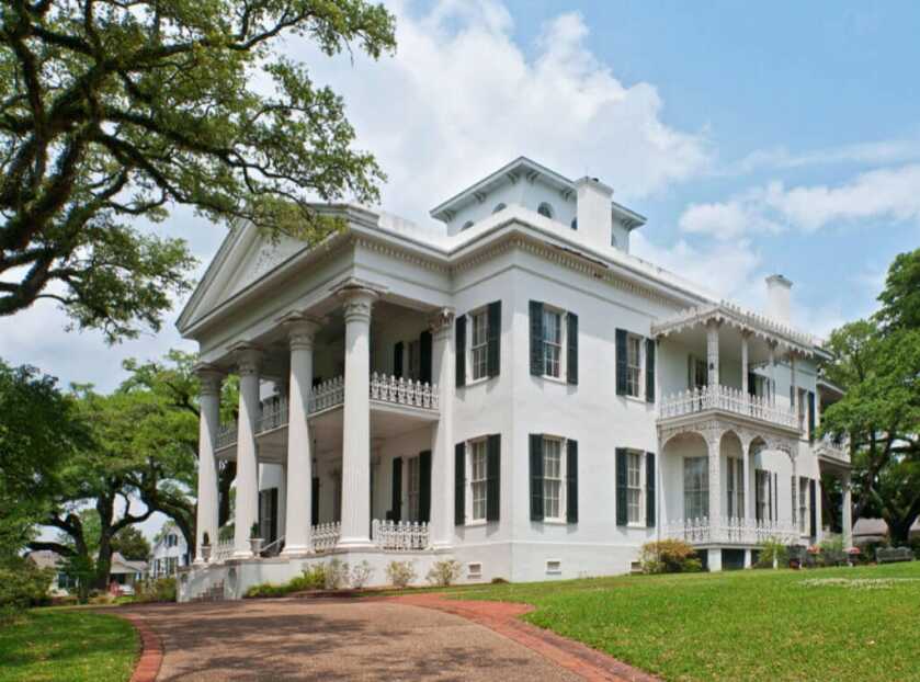 The Siege of Vicksburg, Slavery, and a Freshly-Dug Rose Bed