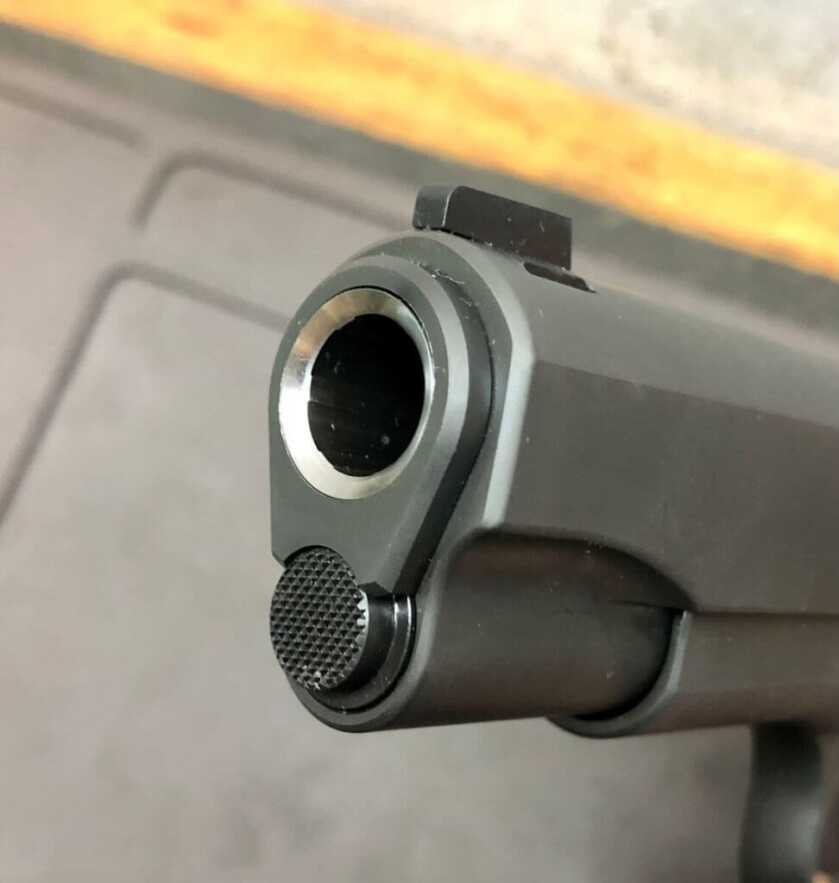 Colt’s Combat Commander Custom Carry Colt’s Combat Commander Custom Carry