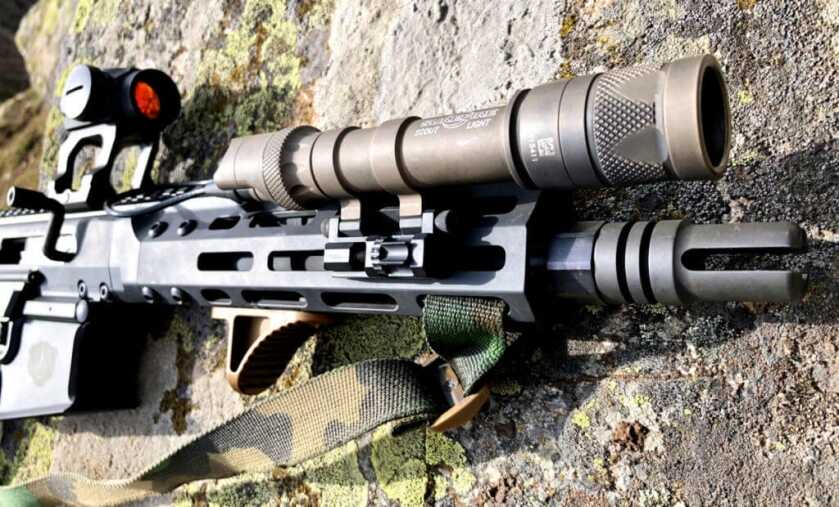 SureFire M600 Vampire Scout Light - Bridging Two Spectrums SureFire M600 Vampire Scout Light - Bridging Two Spectrums