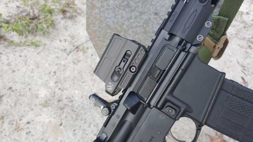 The Holosun HS512C - Embrace the Enclosed Emitter The Holosun HS512C - Embrace the Enclosed Emitter