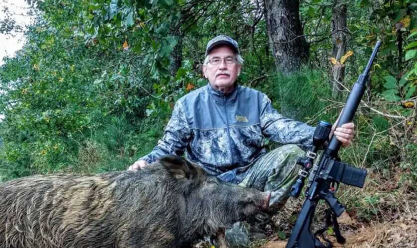 Save the Earth: Hunt Hogs Save the Earth: Hunt Hogs