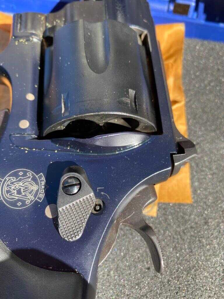 Clay Buys His First Revolver - Smith & Wesson 325 Night Guard