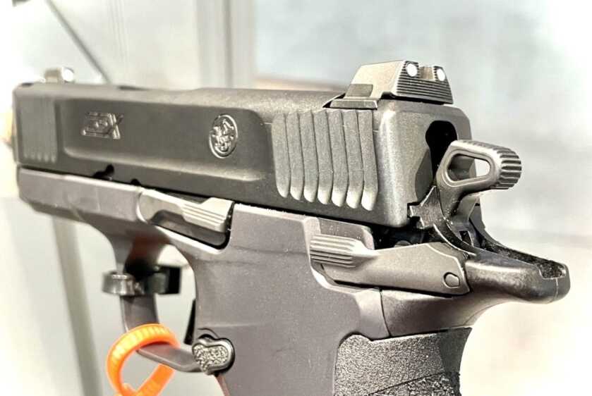 Smith & Wesson CSX Micro-9 Pistol -- SHOT Show 2022