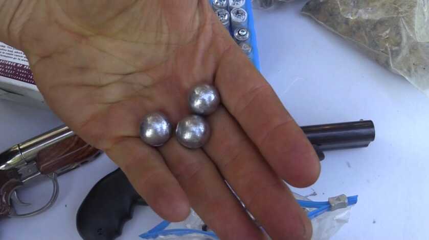 Desperado 12 Gauge Pistol - Diablo's Big Brother (No FFL Required) Desperado 12 Gauge Pistol - Diablo's Big Brother (No FFL Required)