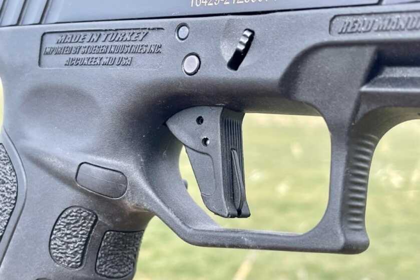 Stoeger describes the STR9 trigger in positive ways, but I didn't quite get the level of performance that description promised. 