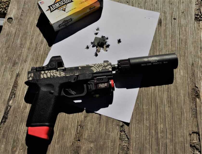 Learning to Shoot a Handgun with a Red Dot: Simple but not Easy Learning to Shoot a Handgun with a Red Dot: Simple but not Easy