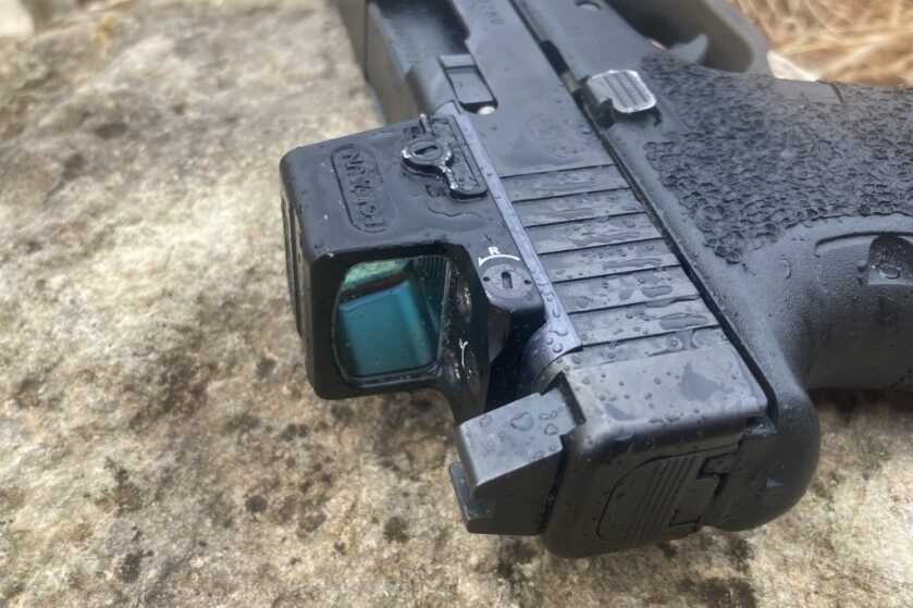 Carrying the New Holosun EPS