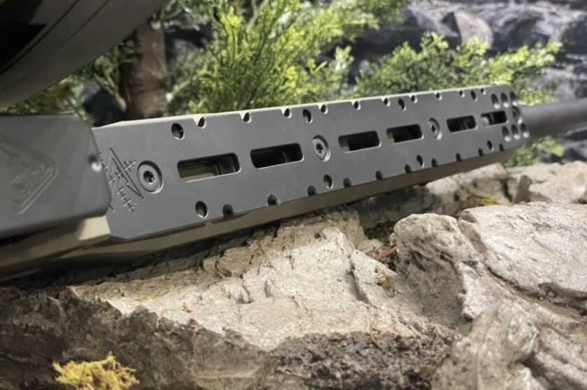 Seekins Precision Havak HIT Pro and One Piece Modular Scope Mount -- SHOT Show 2023 Seekins Precision Havak HIT Pro and One Piece Modular Scope Mount -- SHOT Show 2023