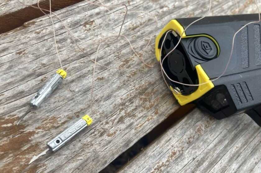 Carrying the Taser Pulse