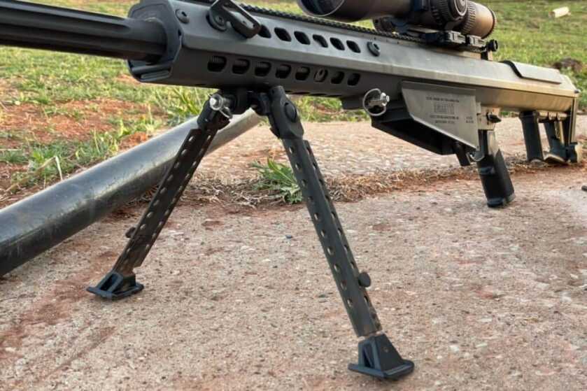Adjustable bipod for the Barrett M107A1