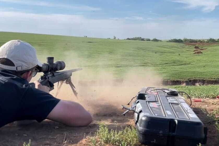 Bergara B-14 Squared Crest shooting with dust