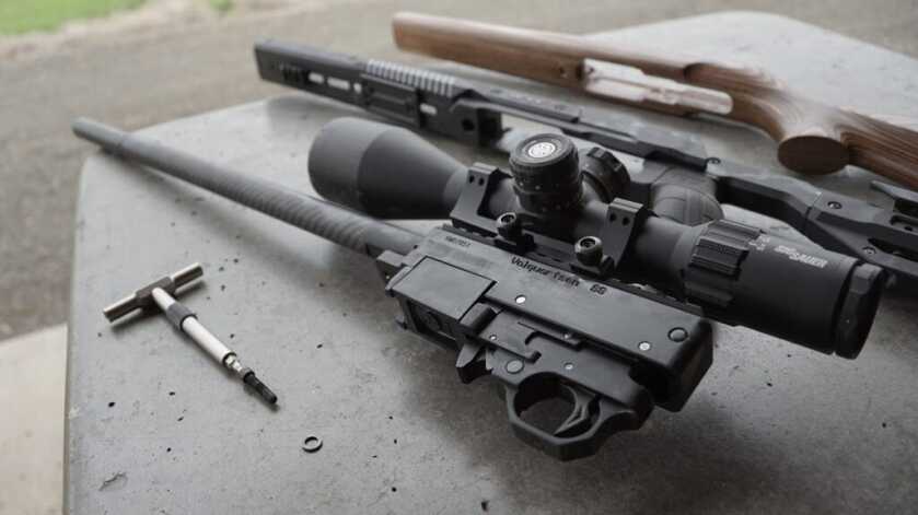 Volquartsen VF-ORYX taken apart