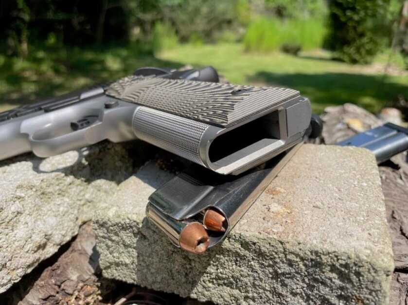 Turkish Ten: Tisas 1911 D10 Chambered in 10mm Auto D10 1911 from Tisas magwell