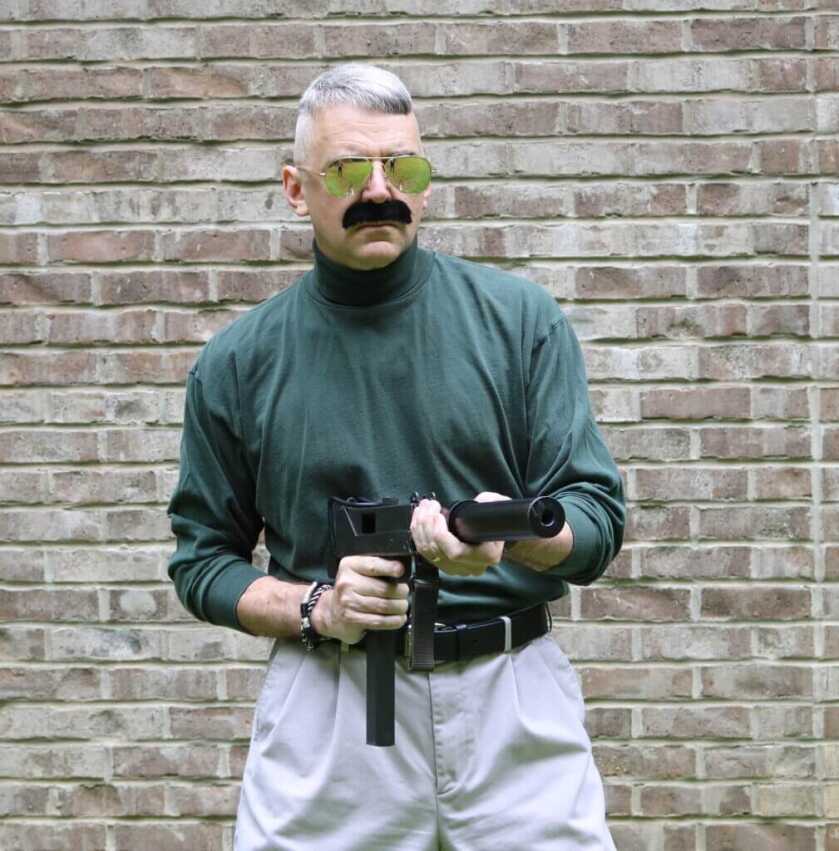 3-Will-The MAC-10 at Work and Play: The Gory Demise of Barry Seal