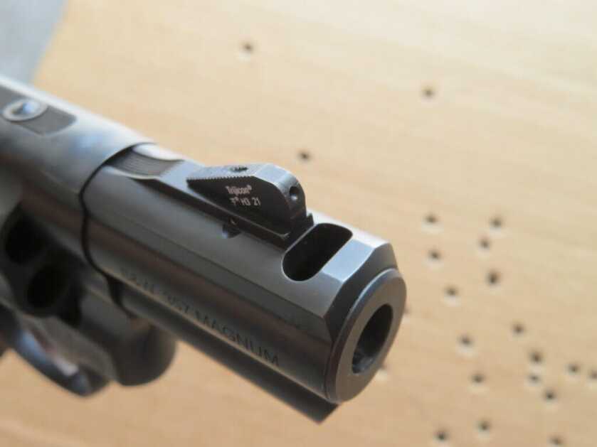 S&W Performance Center Model 19 Carry Comp ported barrel