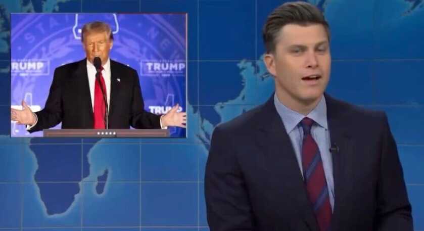 SNL jokes about de-banking.